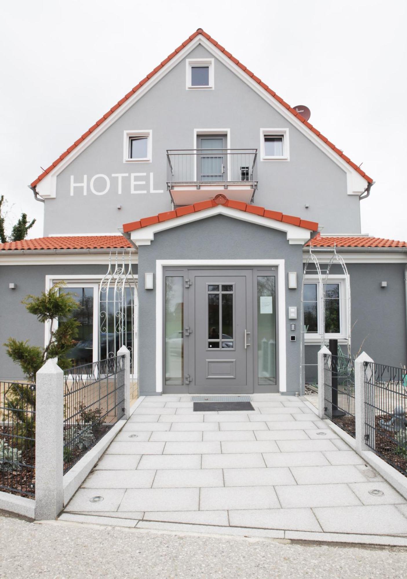 Gastwirtschaft & Hotel Doll Markt Indersdorf Exterior photo